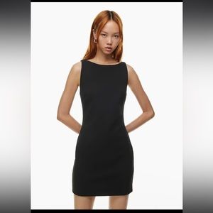 Aritzia Babaton Skyline Dress